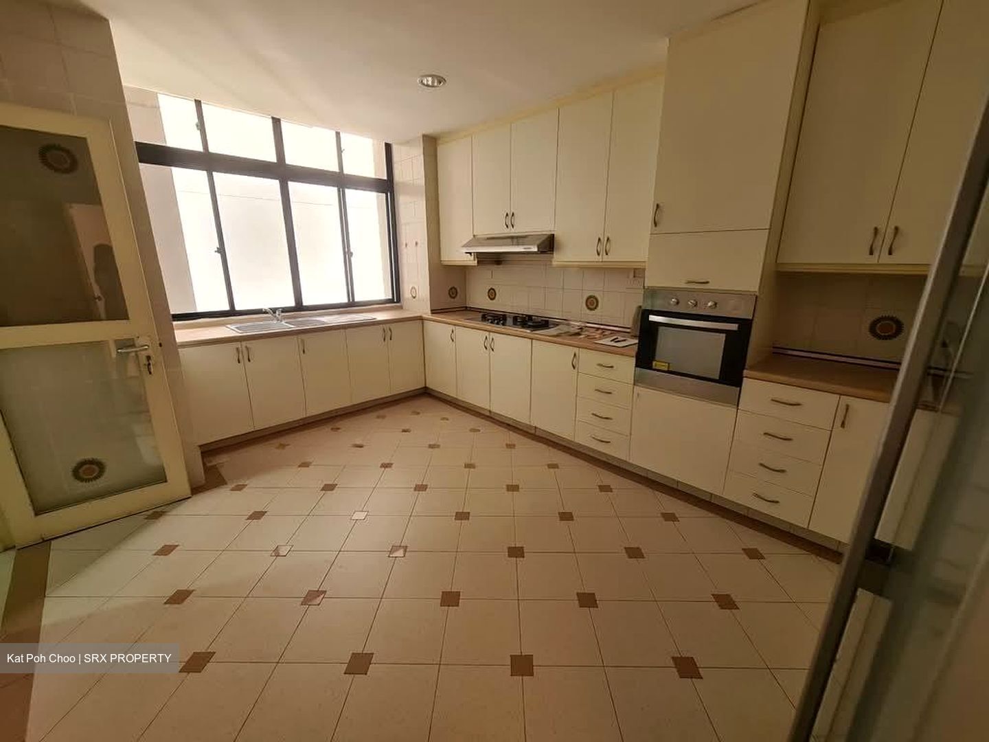 Village Tower (D10), Condominium #562517381